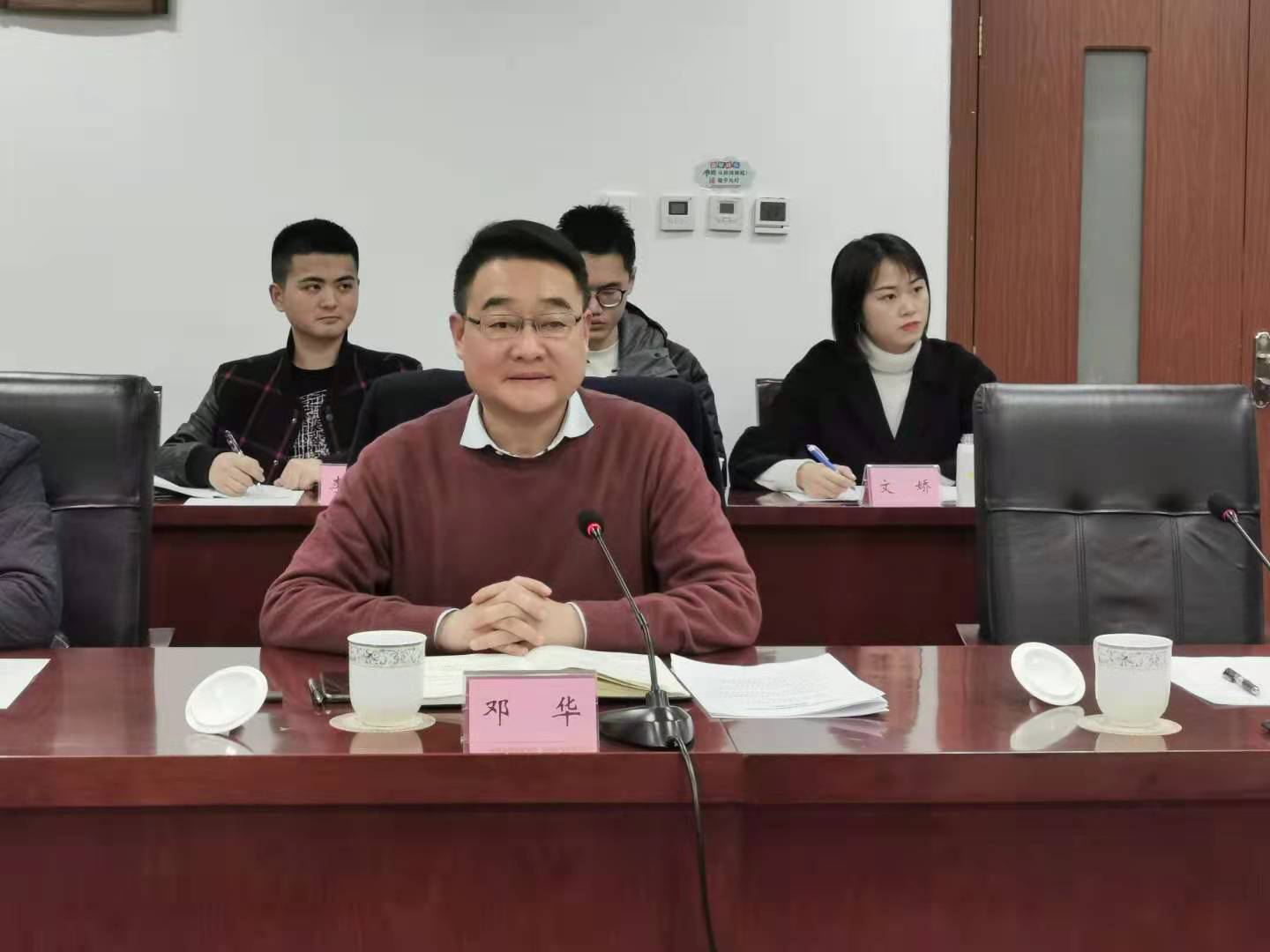 “省、市、縣三級聯(lián)動，多方齊力推動達州苧麻產(chǎn)業(yè)發(fā)展”。
